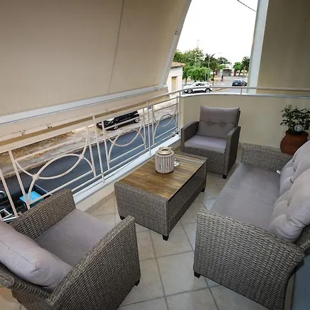 Aura 3' From 3br * Kyparissia